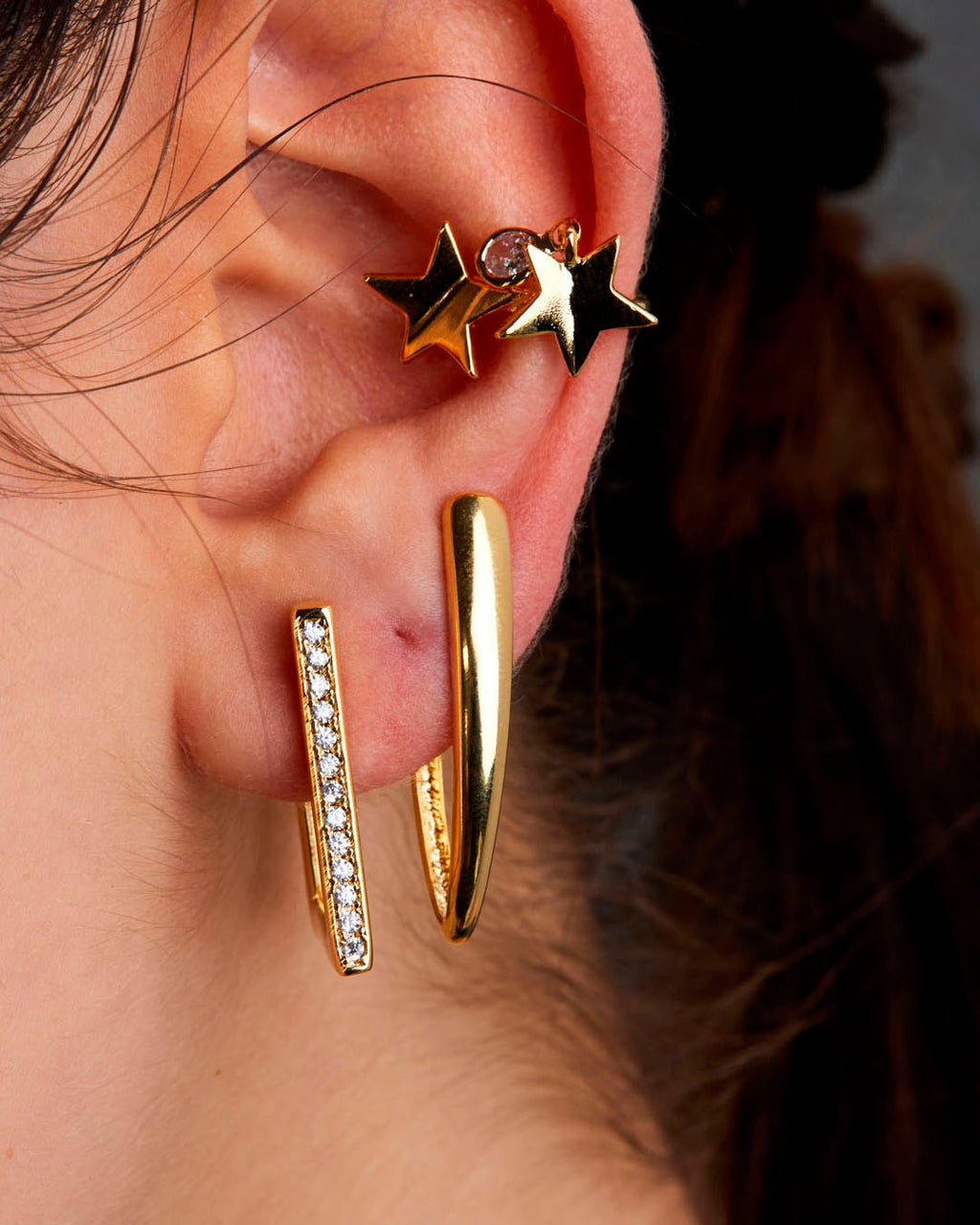 brinco-fio-ponta-dourado-papoula-liquida-2