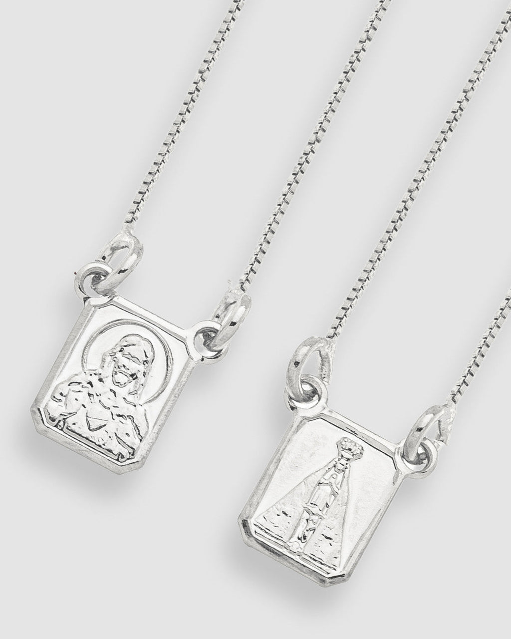 escapulario-n-s-aparecida-e-sagrado-c-jesus-prateado-papoula-blessed-be-1