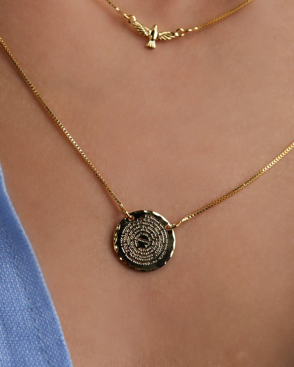 colar-duplo-espirito-santo-e-oracao-pai-nosso-45cm-dourada-papoula-blessed-be-4