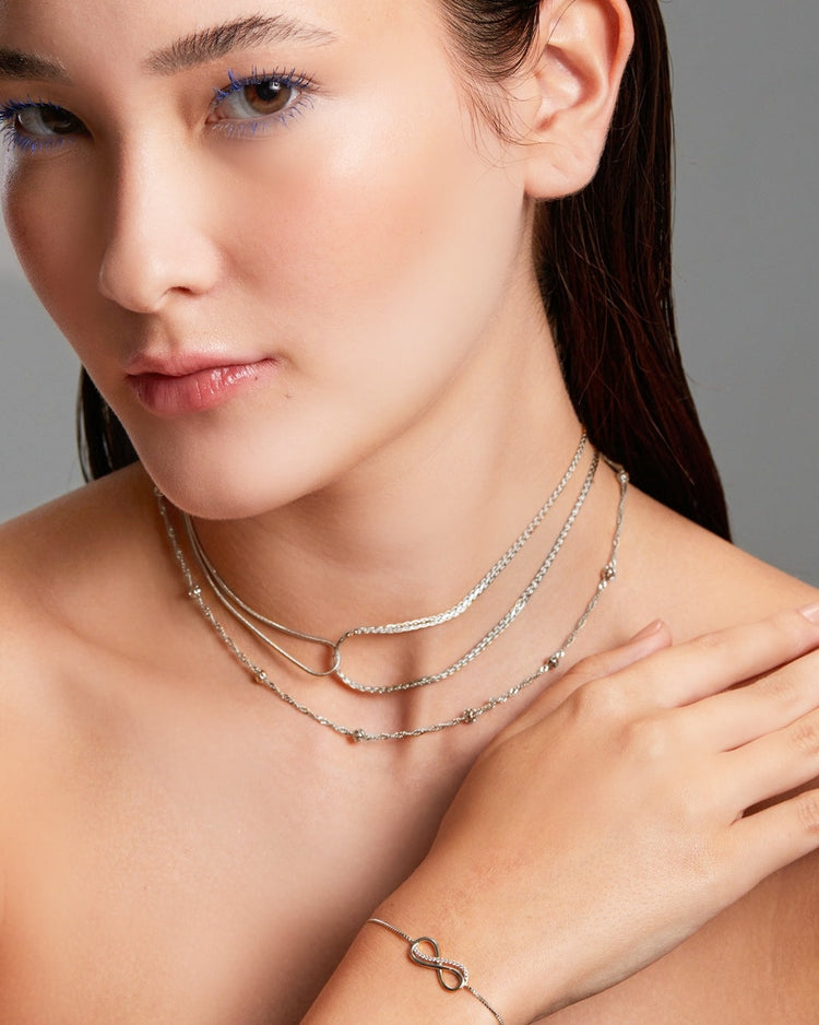 colar-dueto-prateado-papoula-correntaria-2