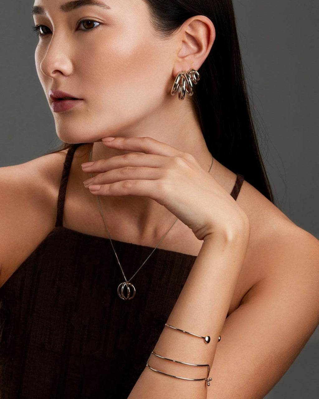 argola-tubo-tripla-prateado-papoula-fio-2