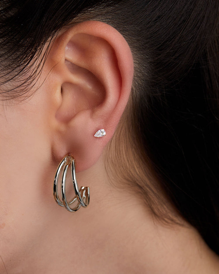 brinco-triplo-prateado-papoula-fio-2