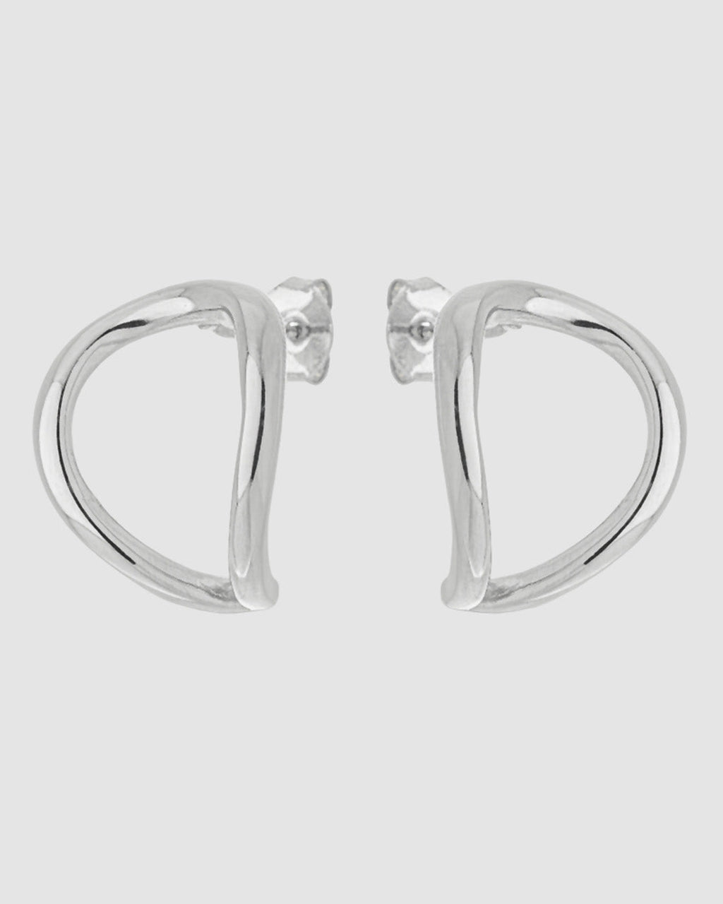 brinco-gota-lisa-prateado-papoula-fio-1