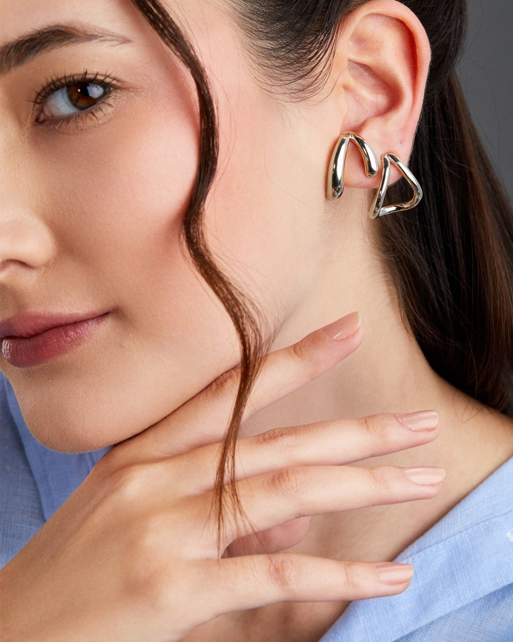 brinco-gota-lisa-prateado-papoula-fio-1-2