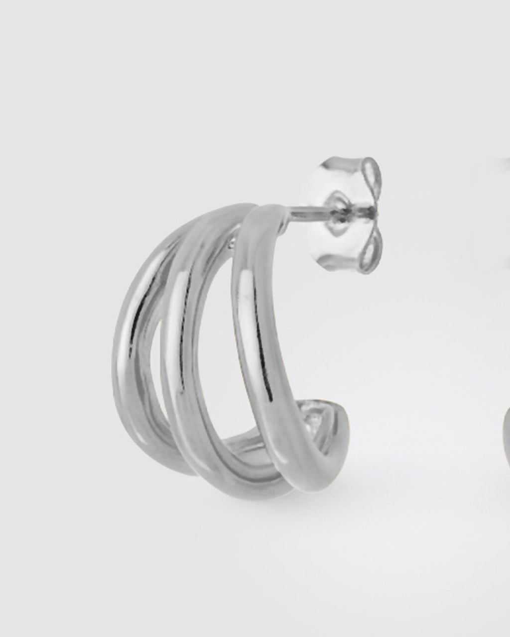 argola-tripla-p-prateada-papoula-fio-3