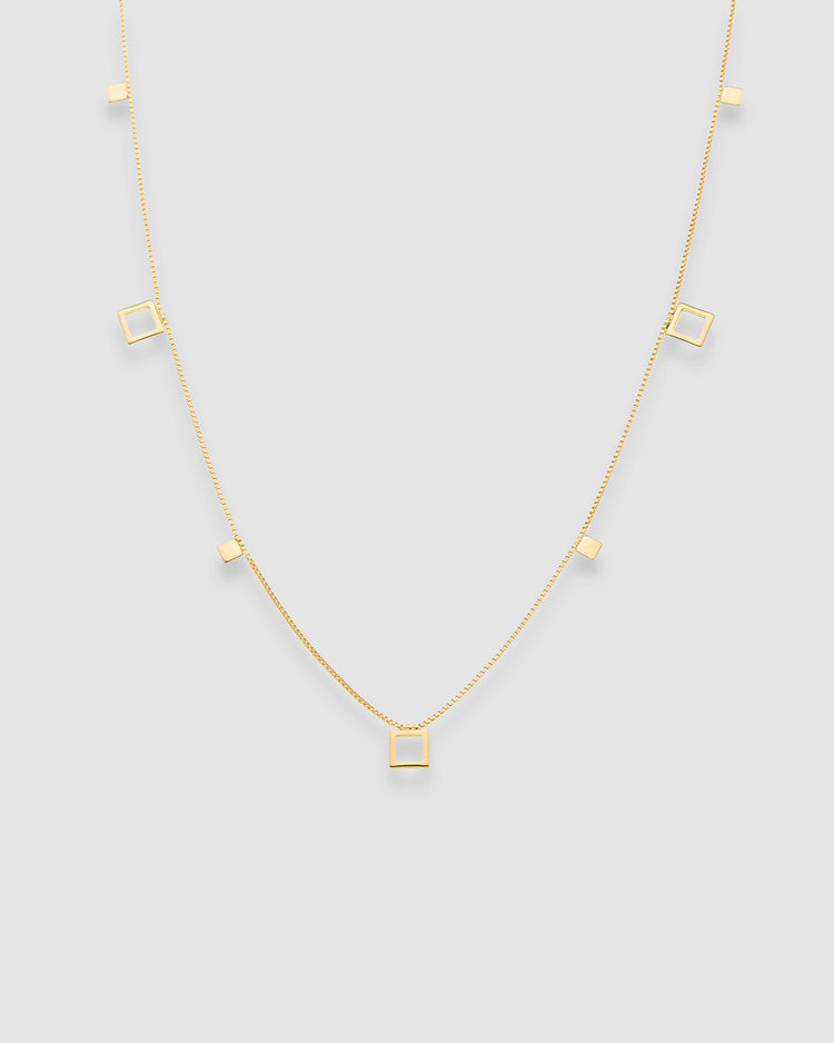 colar-quadrado-dourado-80cm-papoula-geometrica-1