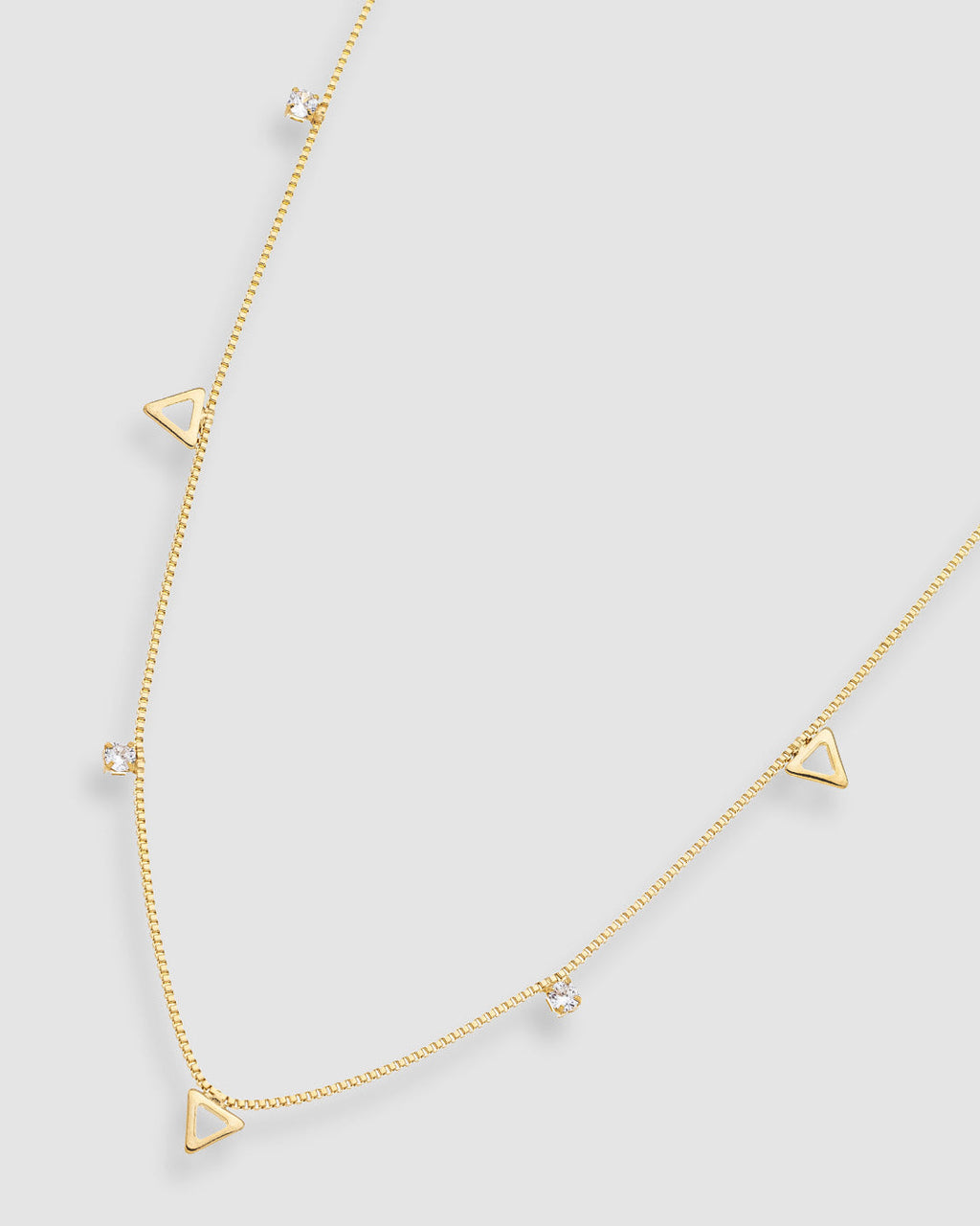 colar-triangulo-dourado-50cm-ponto-de-luz-papoula-geometrica-3