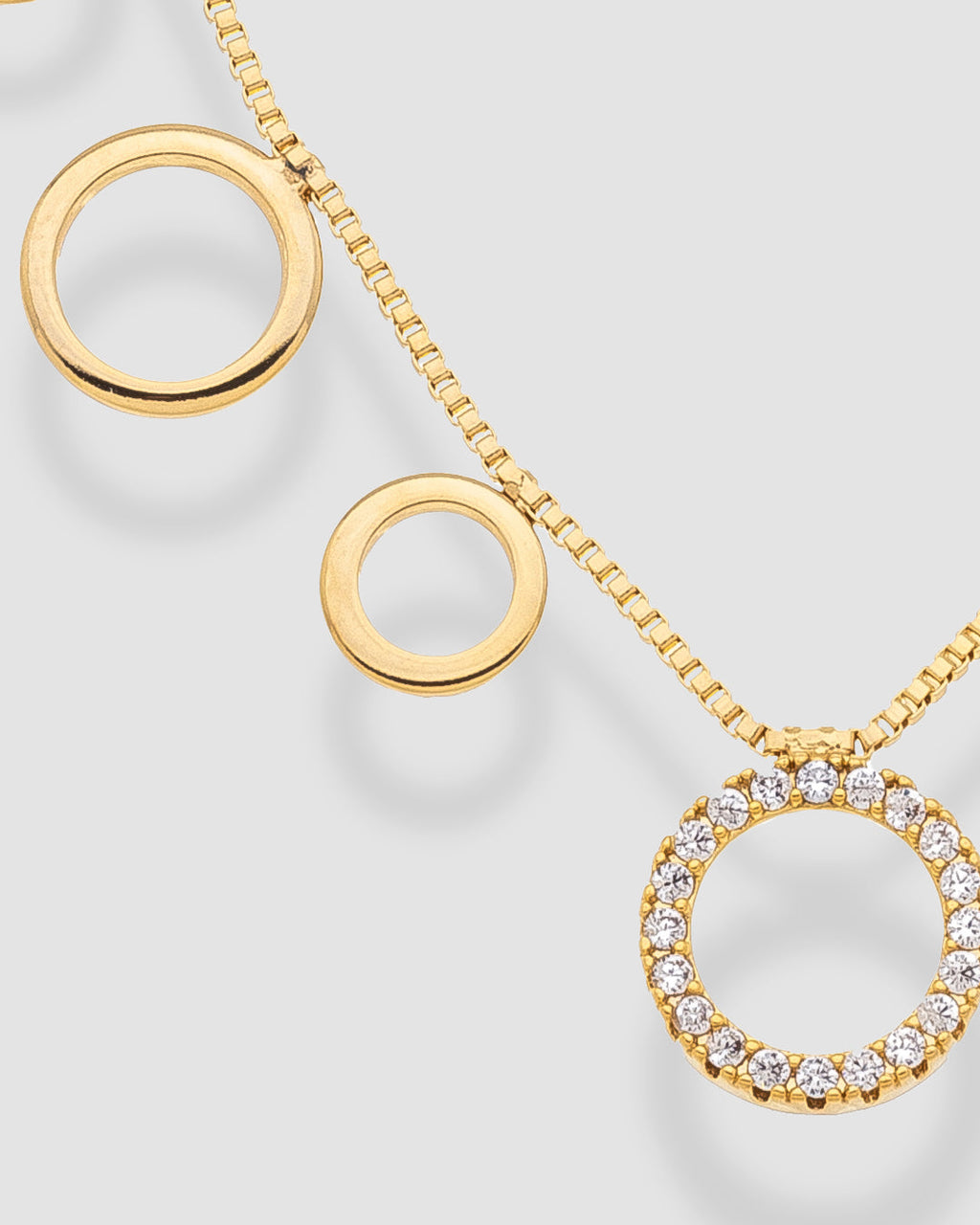 colar-pingentes-circulos-dourado-cravejado-40cm-papoula-loop-3