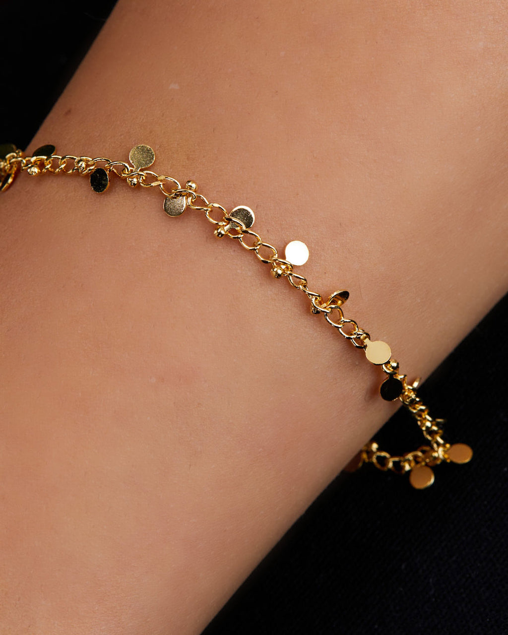 pulseira-medalhas-chapas-p-dourada-papoula-gipsy-3