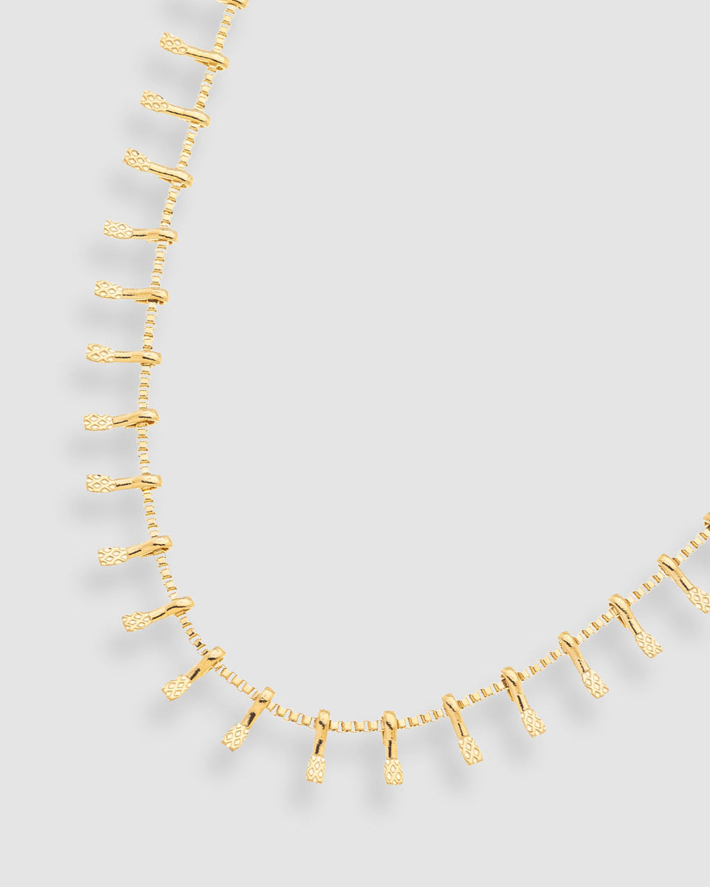 choker-mini-medalhas-35cm-dourada-papoula-gipsy-3