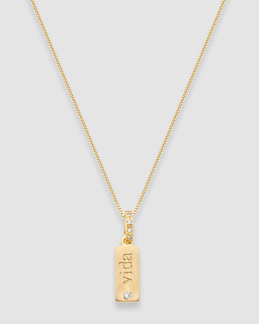 colar-placa-vida-dourada-papoula-blessed-be-1