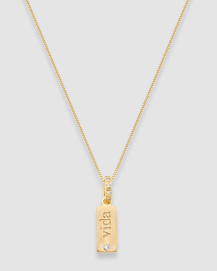 colar-placa-vida-dourada-papoula-blessed-be-1