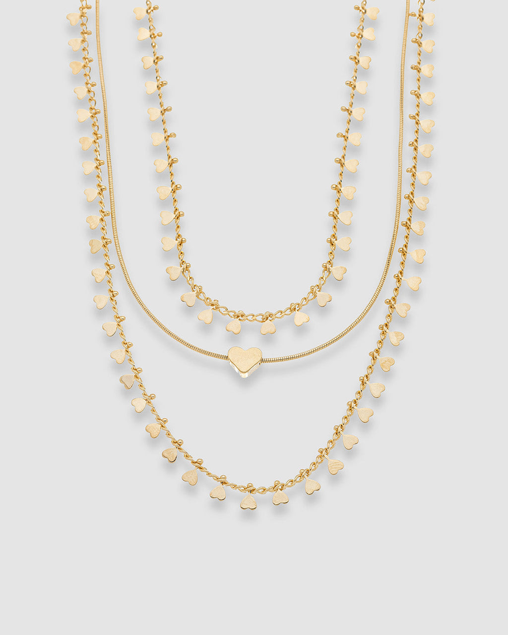 gargantilha-tripla-pingente-coracoes-dourada-papoula-infinity-4