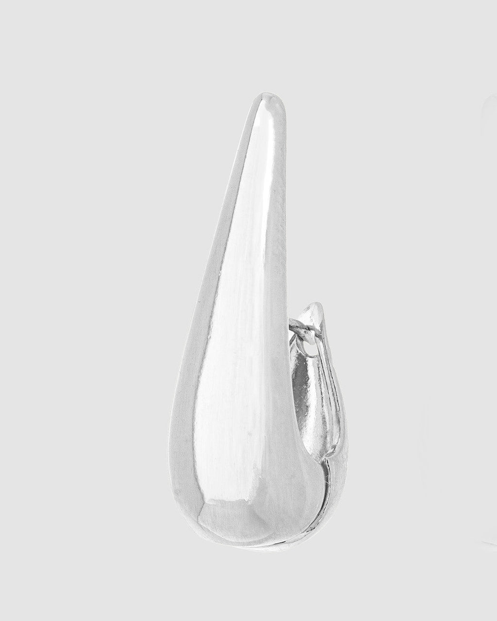 argola-gota-prateada-papoula-liquida-4