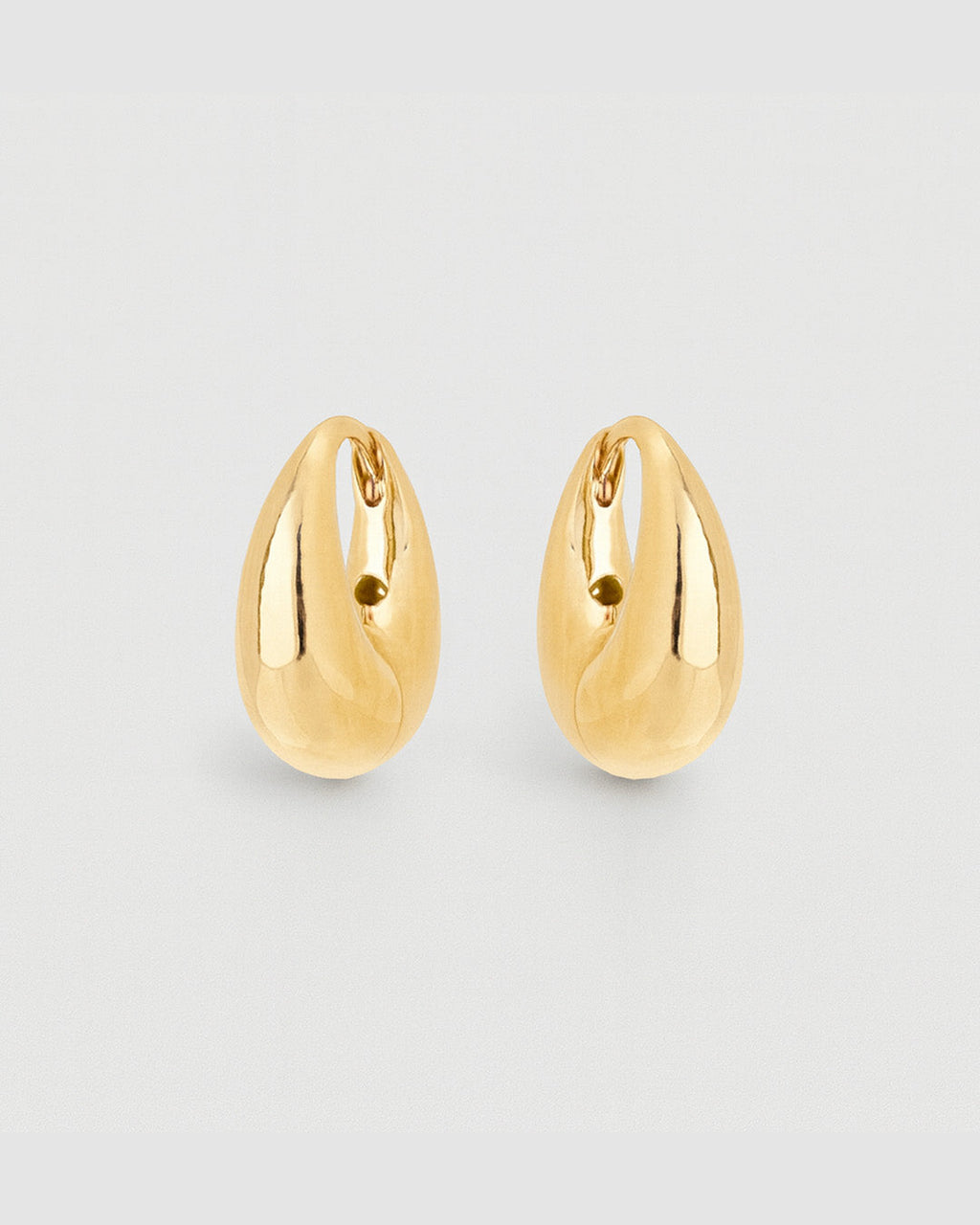 argola-dourada-papoula-liquida-3