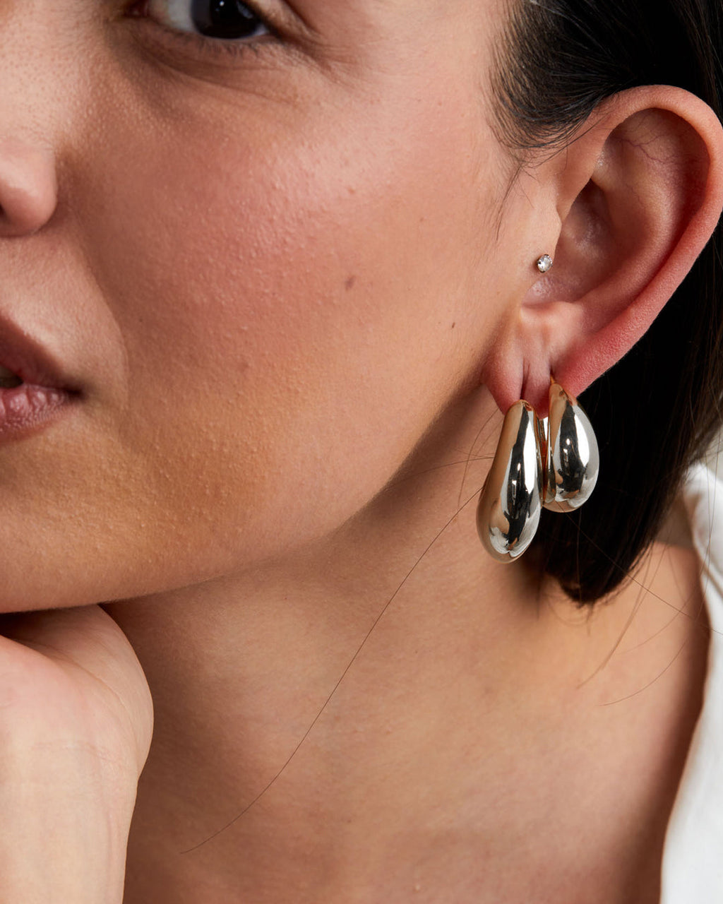 argola-prateado-papoula-liquida-2