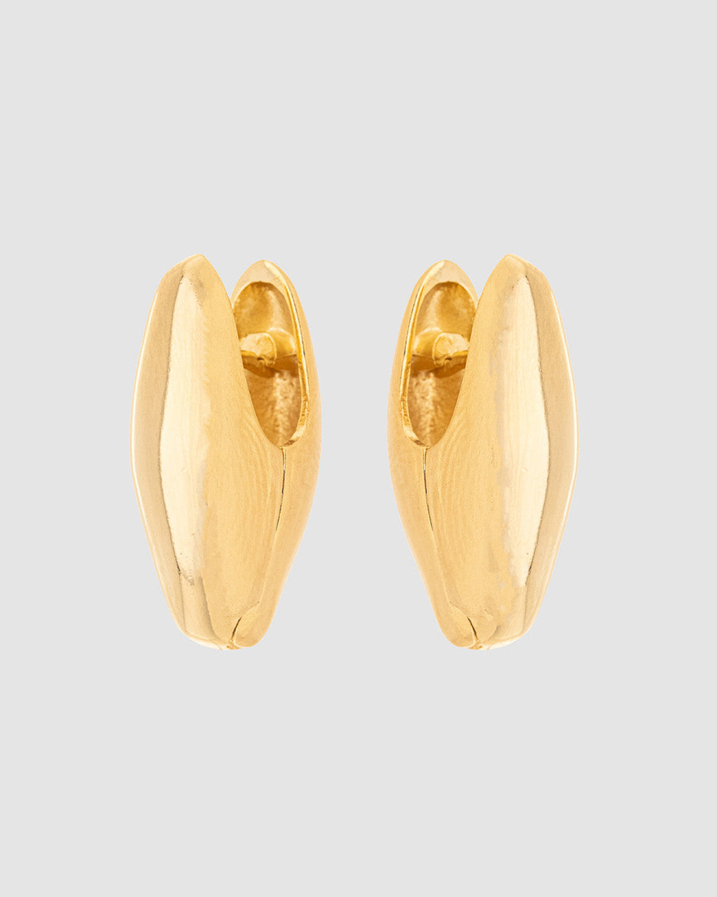 argola-dourada-papoula-liquida-1-1