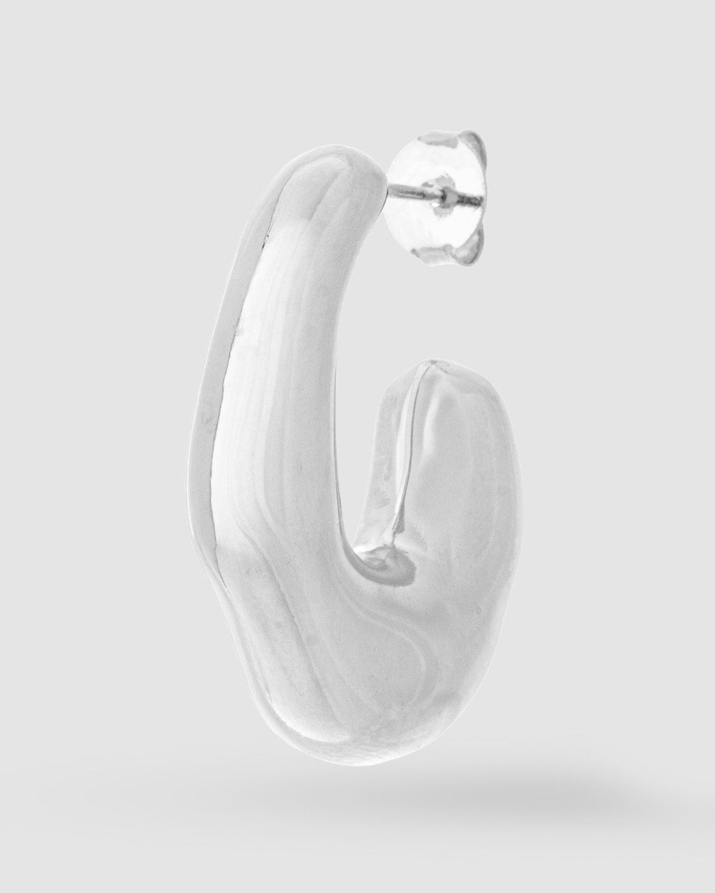 argola-prateada-papoula-liquida-3