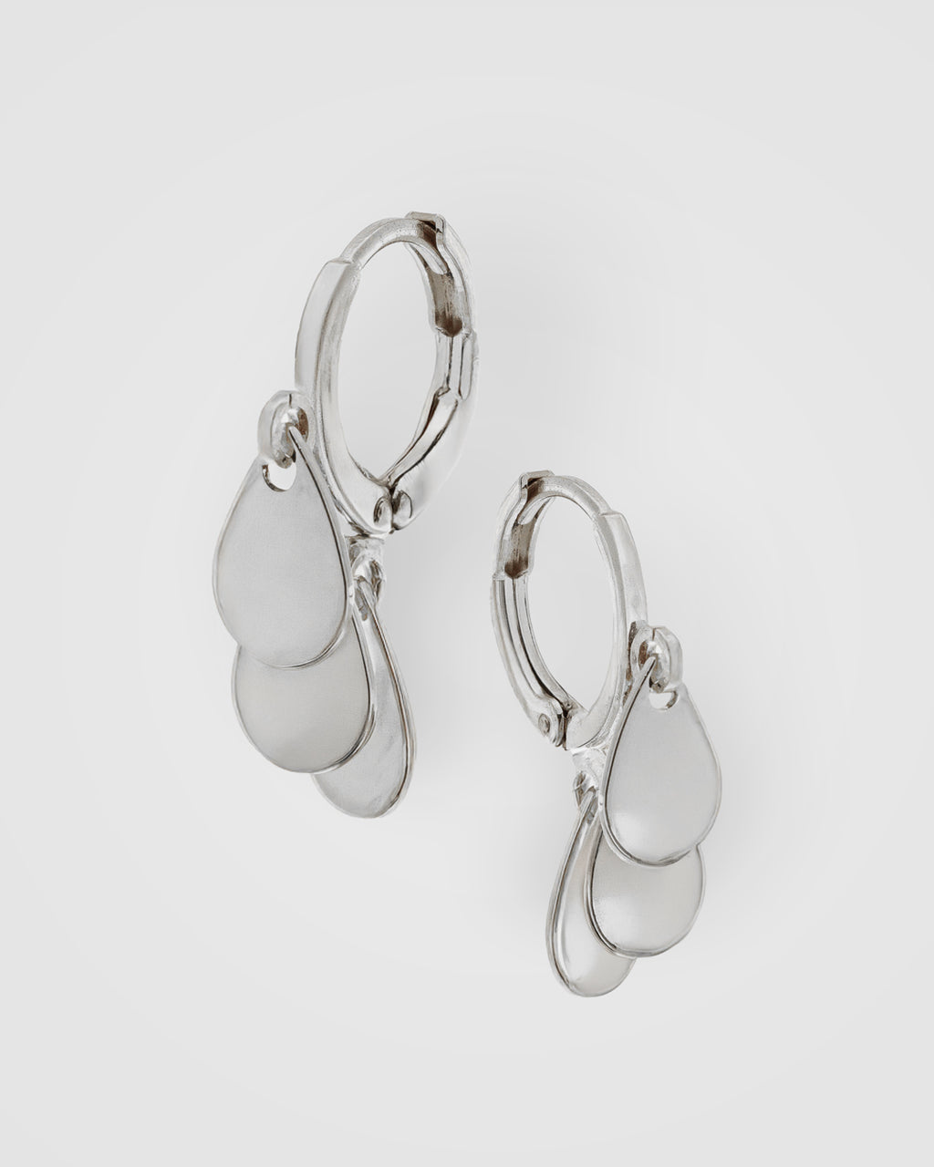 argola-chapa-gota-prateado-papoula-lluvia-1