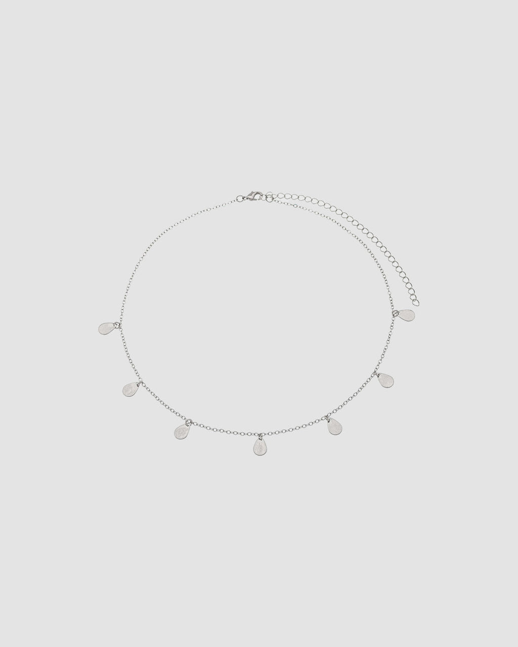 choker-com-penduricalho-chapa-gota-35cm-prateado-papoula-lluvia-3