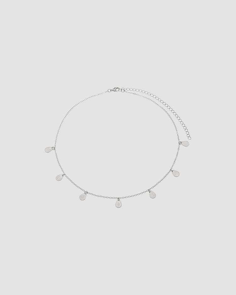 choker-com-penduricalho-chapa-gota-35cm-prateado-papoula-lluvia-3