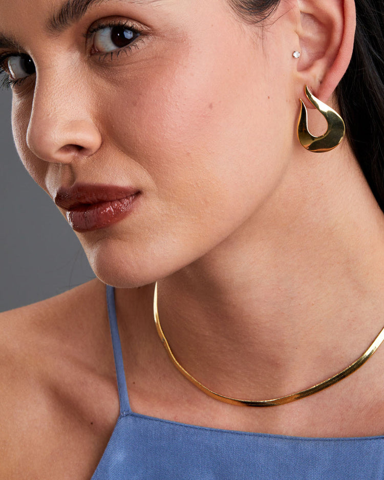 brinco-u-medio-dourado-papoula-orbita-2