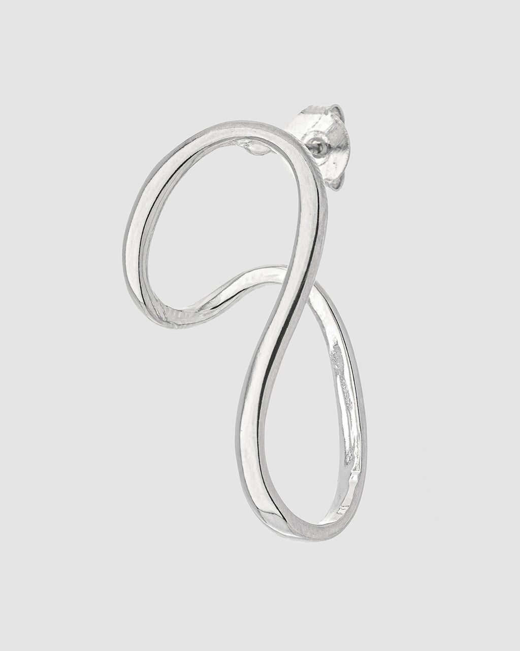 brinco-contorcido-prateado-papoula-fio-3