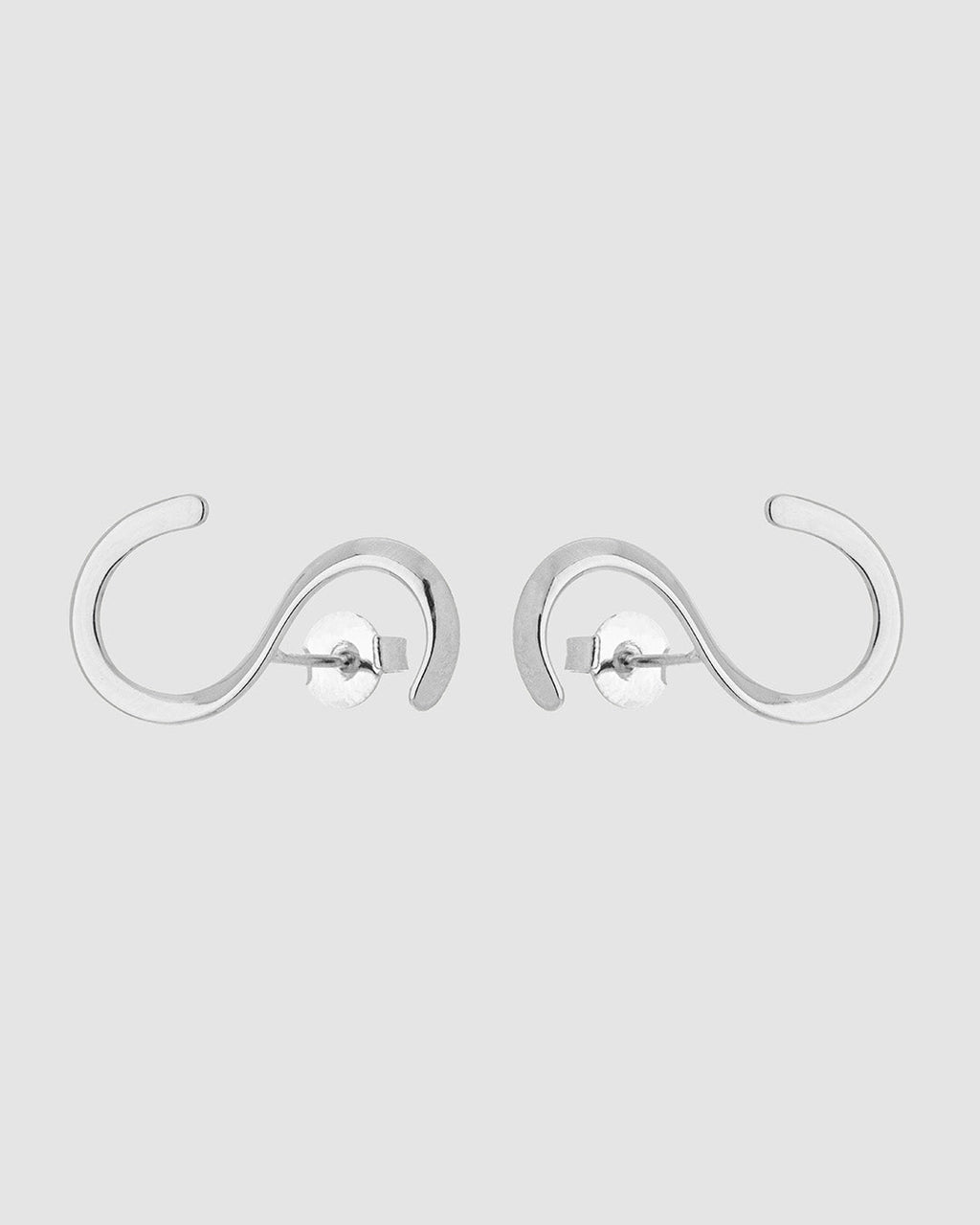 brinco-s-medio-prateado-papoula-orbita-1