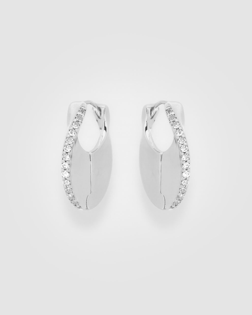 argola-cravejada-prateada-papoula-sparkle-1