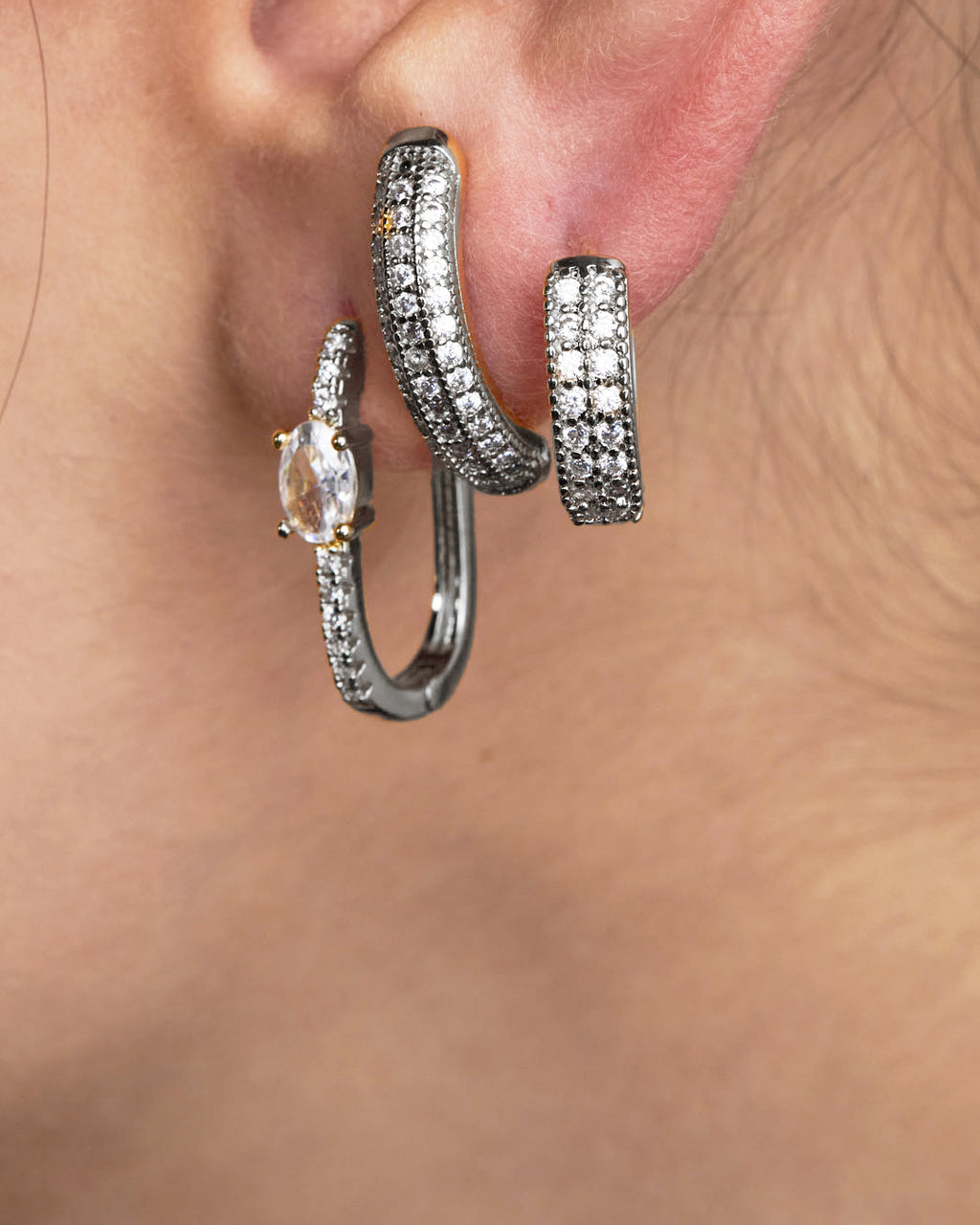 argola-prateada-papoula-light-dots-2