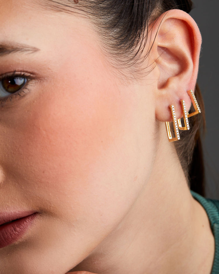 kit-argola-trio-cravejado-quadrado-2-dourada-papoula-sparkle-2