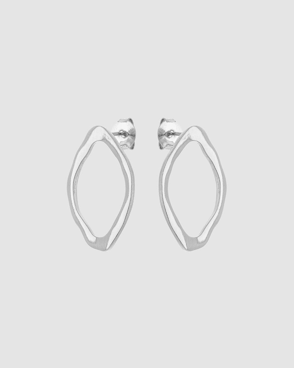 brinco-coral-3-prateado-papoula-waves-1