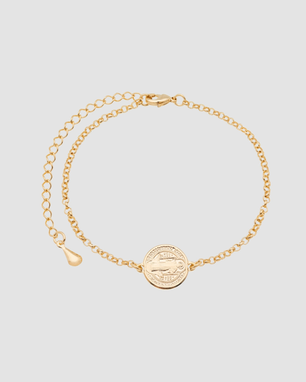 pulseira banhada a ouro 18k com medalha São Bento frente, corrente elo redondo e fecho lagosta — semijoia religiosa Papoula