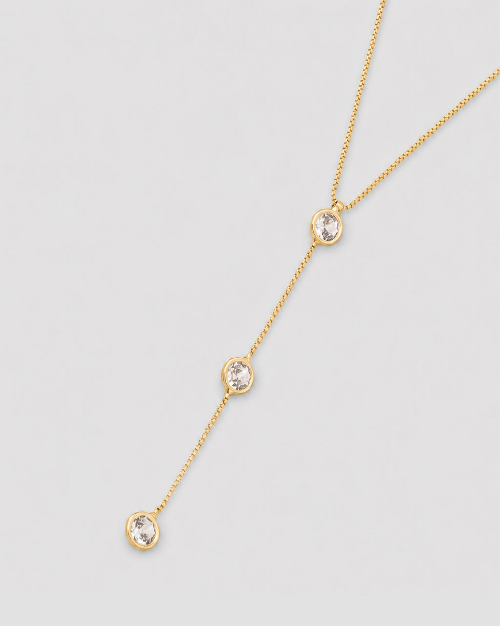 Colar Dots Y com zircônias semijoia banhado a ouro 40 cm — acessório feminino Papoula