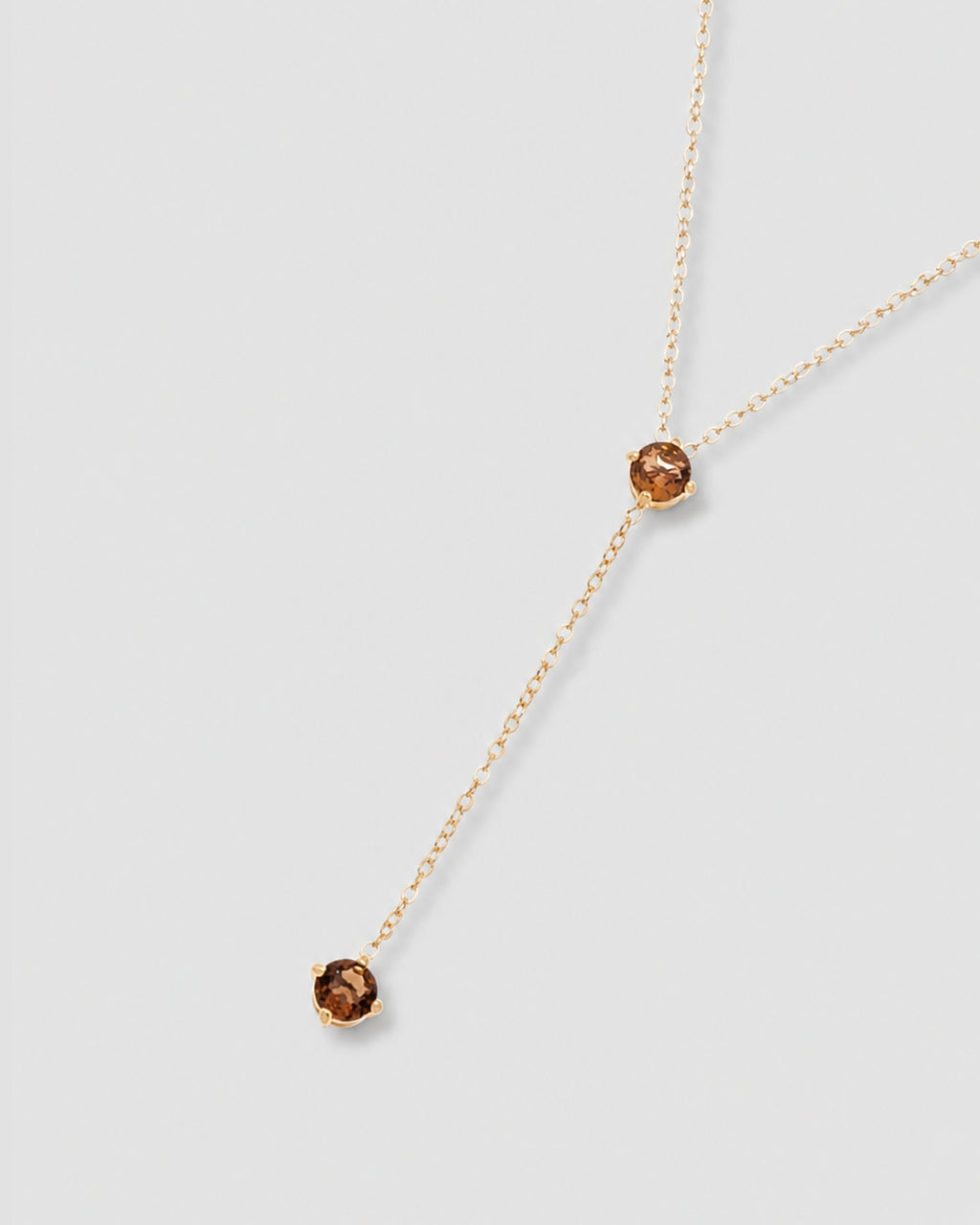 Colar Y com zircônia conhaque semijoia banhado a ouro 45 cm — acessório feminino Papoula