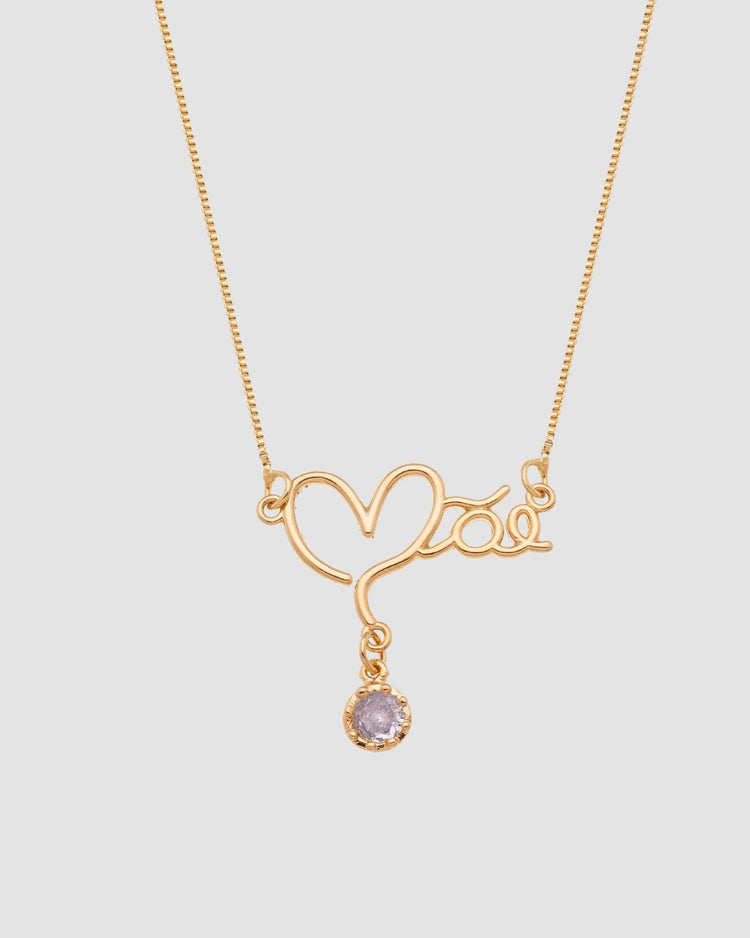 colar mãe com zircônia dourado Papoula, semijoia banhada a ouro 18k com pingente mãe coração 2,5cm, 43cm + 5cm extensão com fecho ajustável, zircônia brilhante, fotografado em fundo cinza neutro
